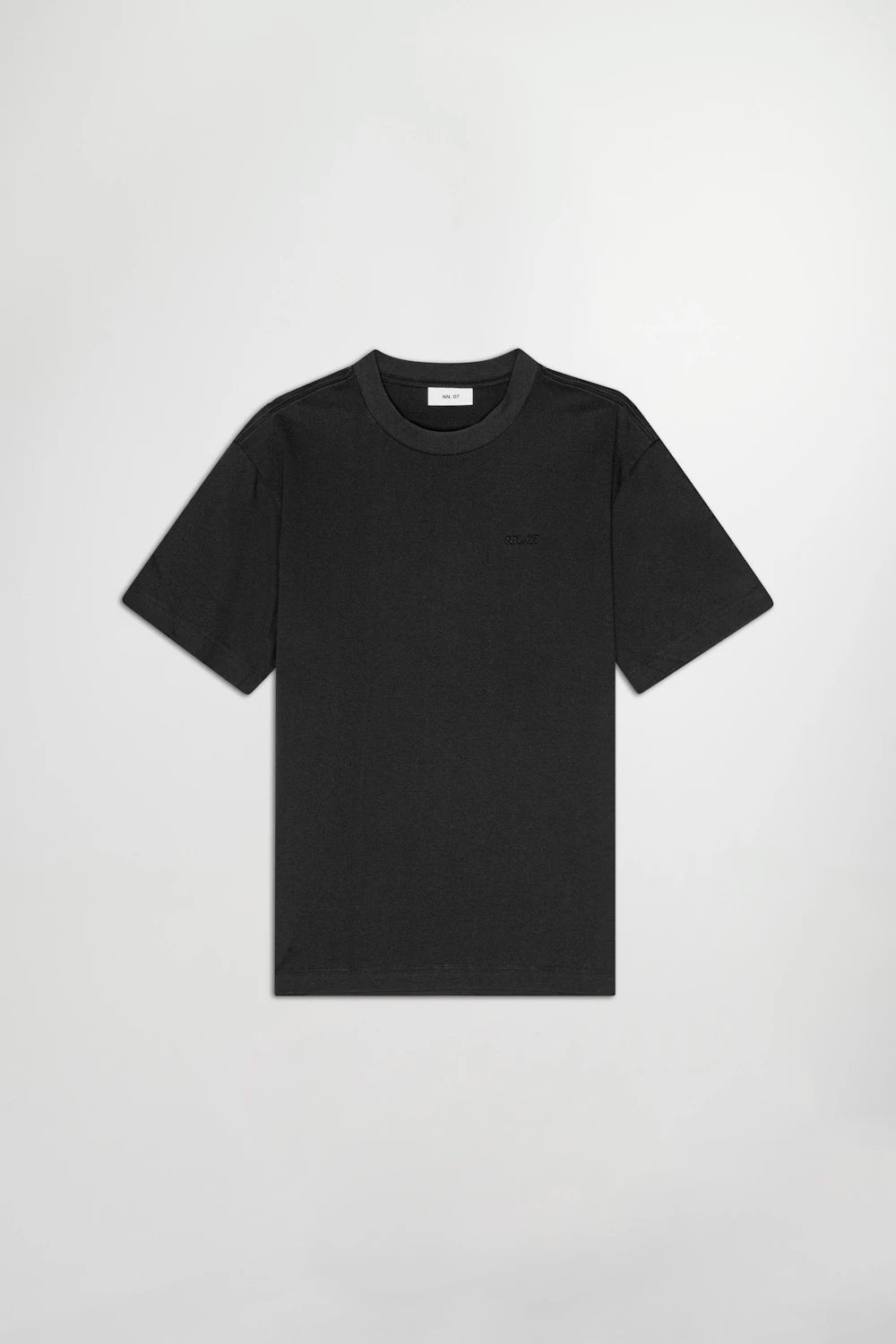 NAT 3525 LOGO TEE BLACK