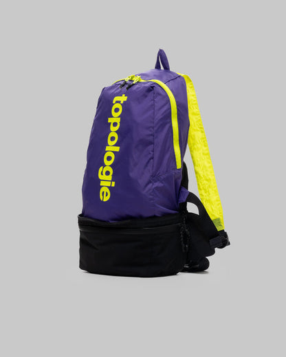 CONVERT DAYPACK BLACK / ELECTRIC PURPLE TECH SATEEN